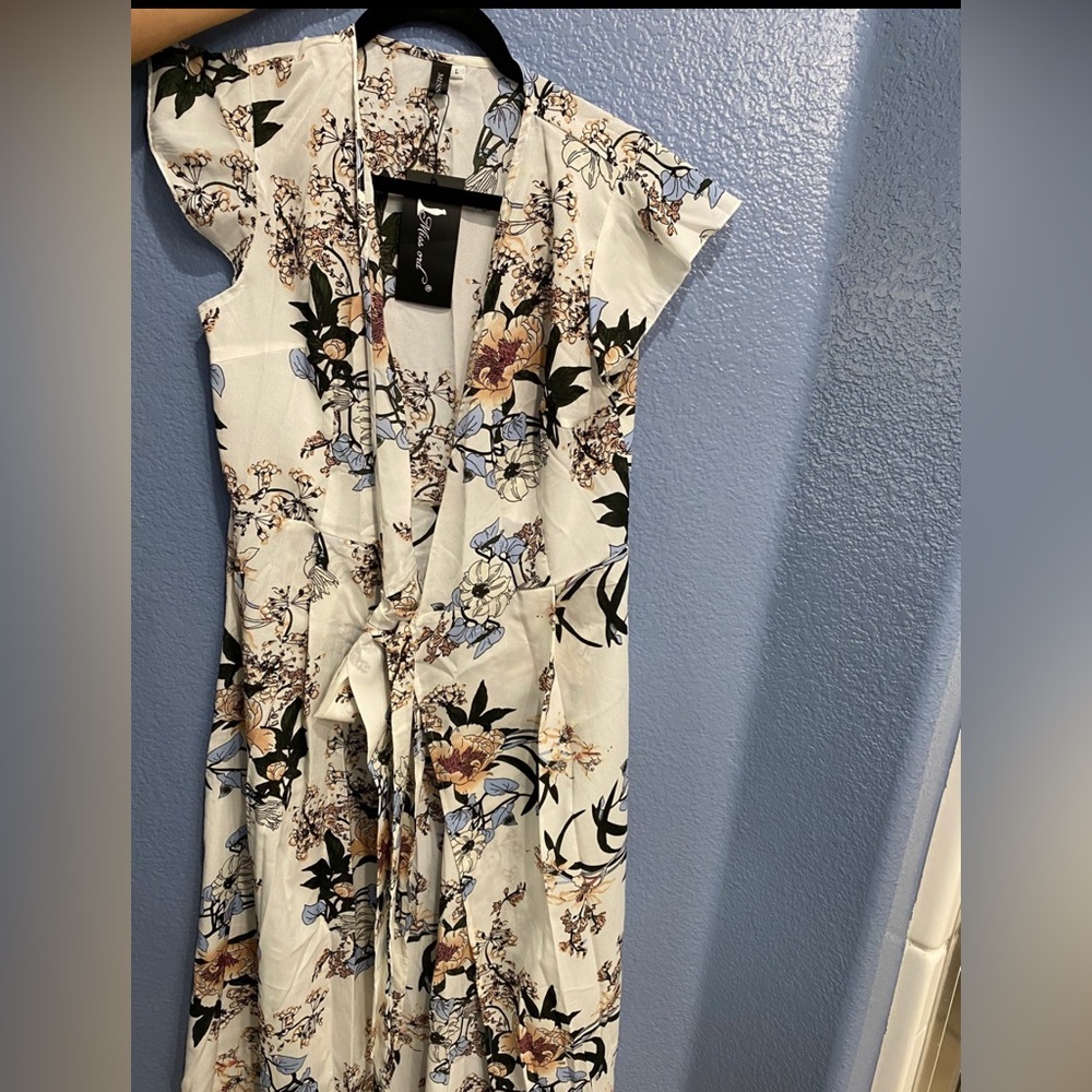 FLORAL DRESS.